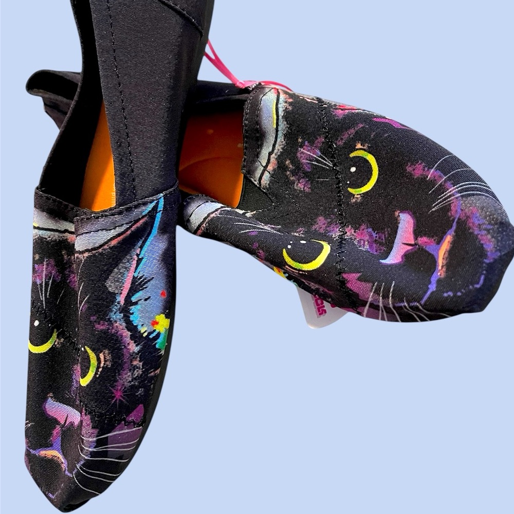 Skechers Black Cat Print Women's Bobs for Dogs Slip Ons
